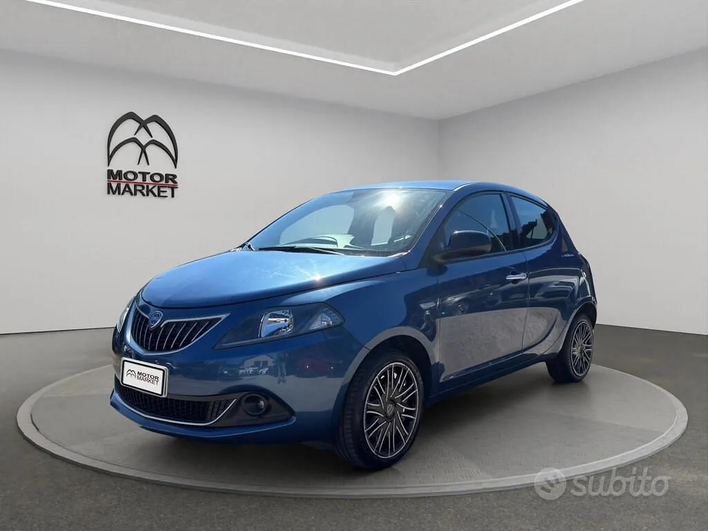 Lancia Ypsilon