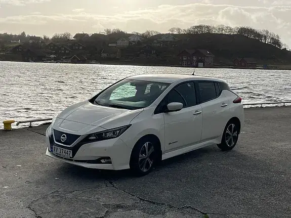 Nissan Leaf 2018 photo 4