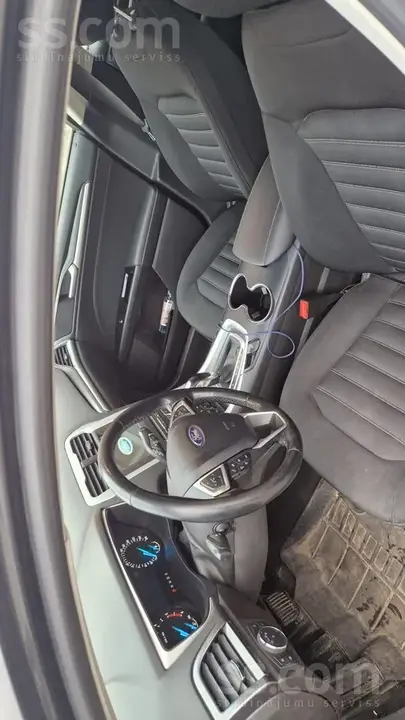 Ford Mondeo 2017 photo 2