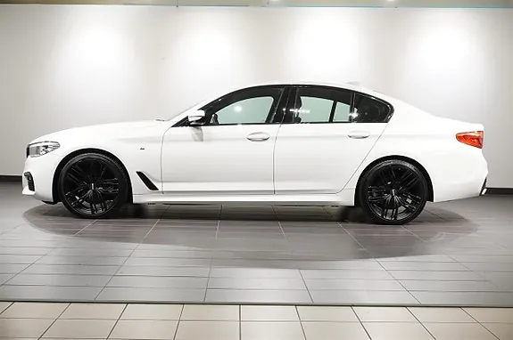 BMW 520D 2019 photo 2
