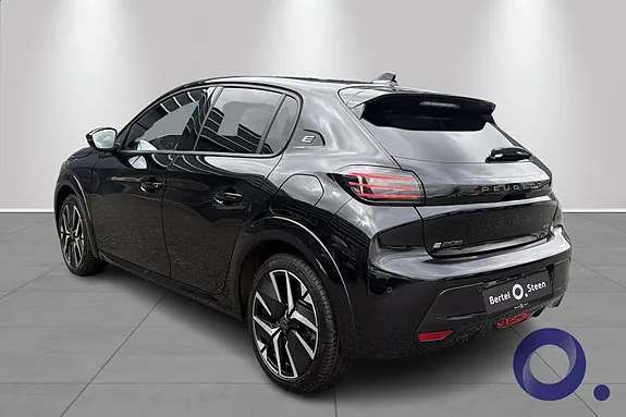 Peugeot E-208 2026 photo 3