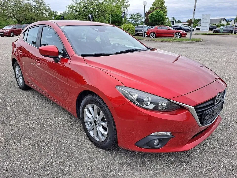 Mazda Mazda3 2014 photo 2