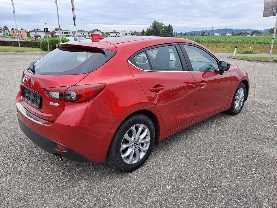 Mazda Mazda3 2014 photo 3