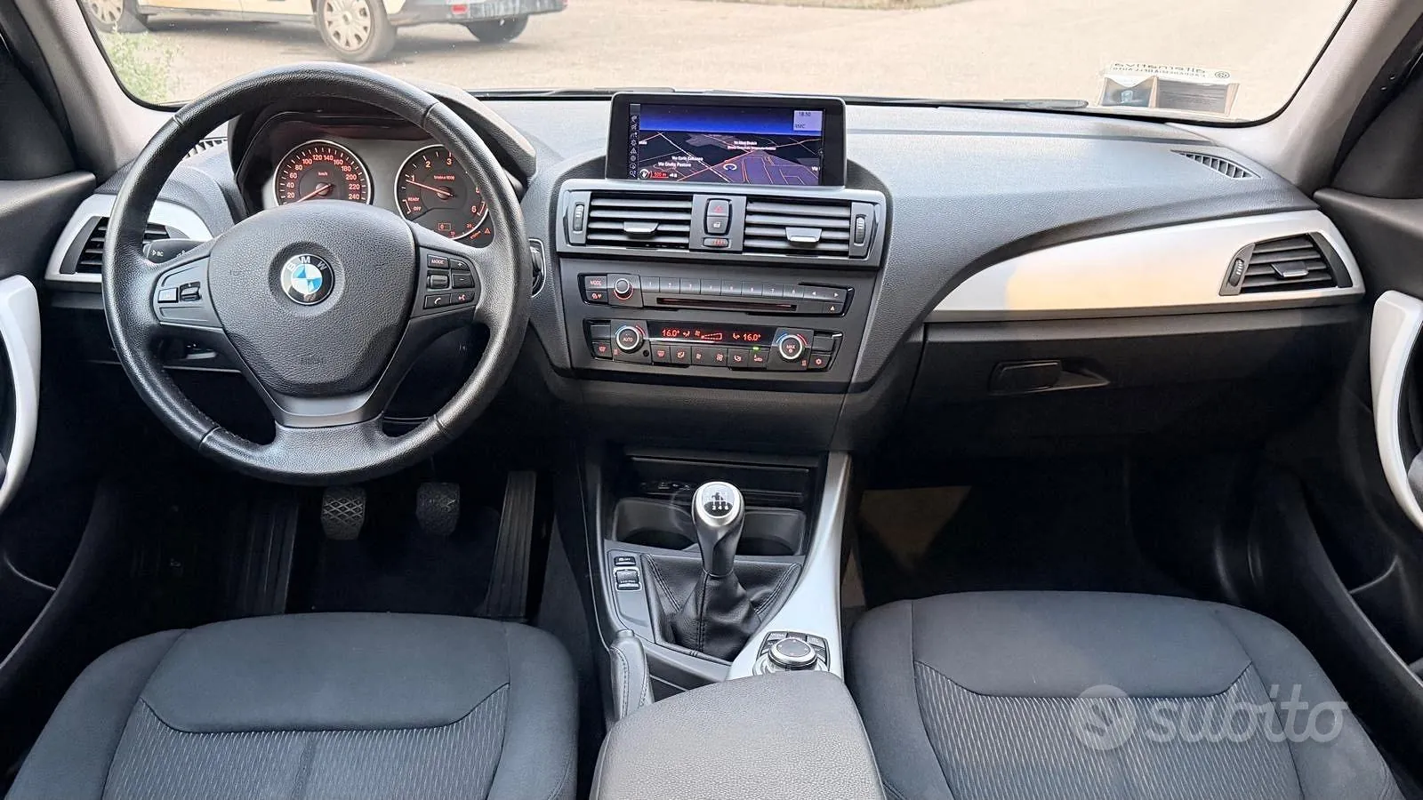 BMW 1 Series 2012 photo 5