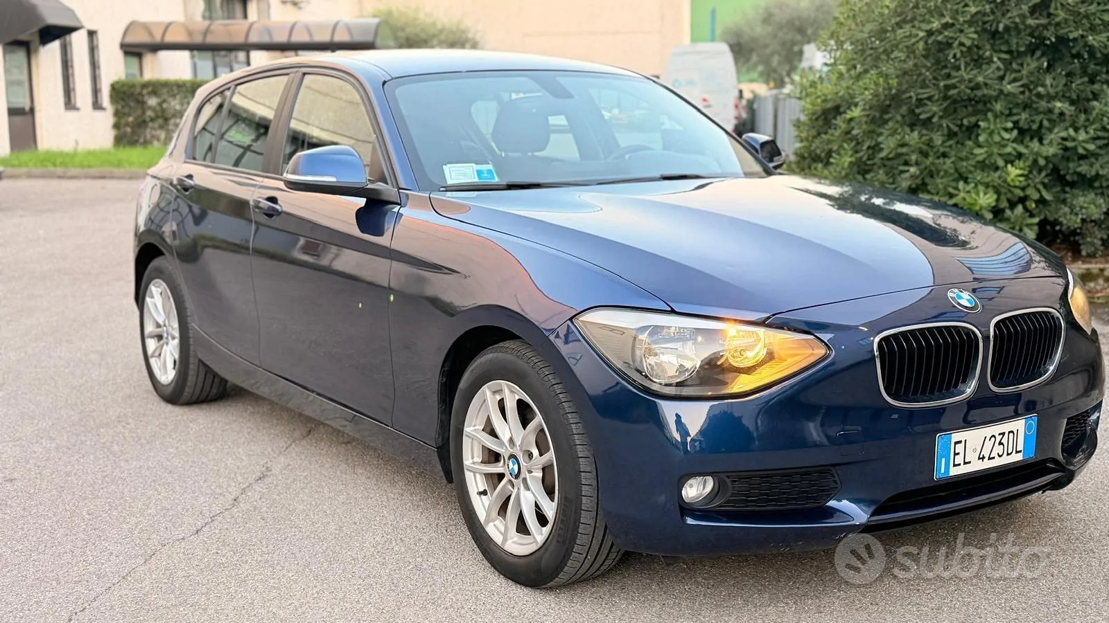BMW 1 Series 2012 photo 2