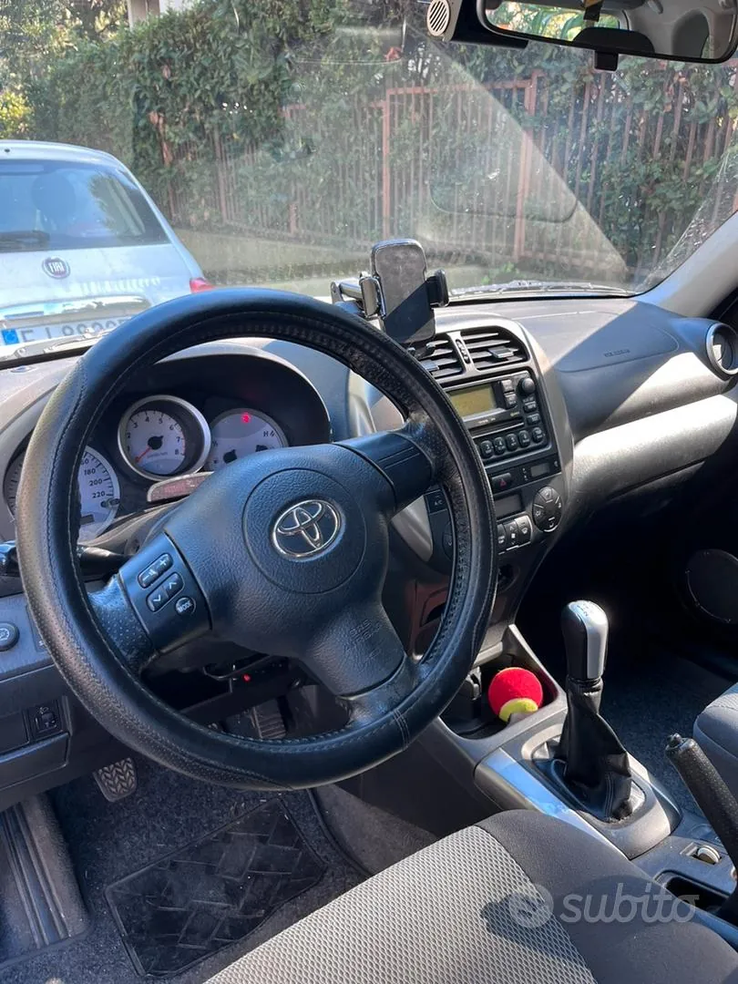 Toyota Rav4 2005 photo 4