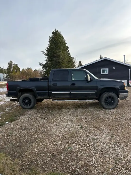 Chevrolet Silverado 2500 2004 photo 4