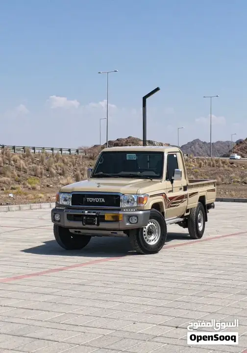 Toyota Land Cruiser 70