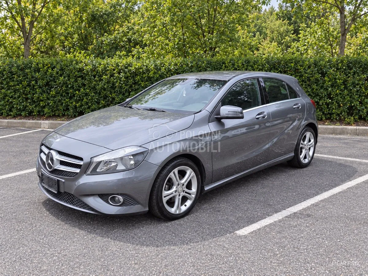Mercedes-Benz A160 2014 photo 2