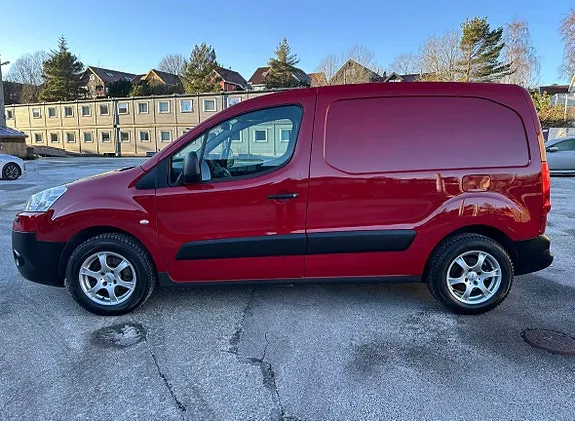 Peugeot Partner 2010 photo 2