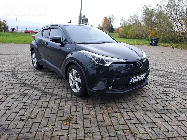 Toyota C-Hr 2019 photo 4