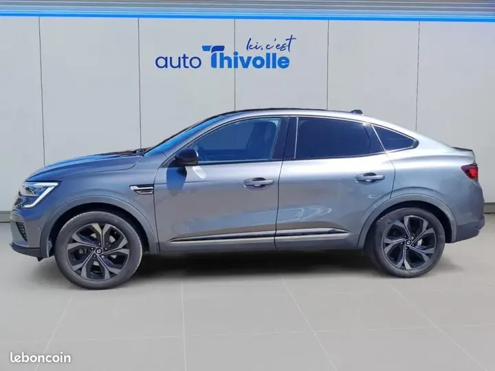 Renault Arkana 2023 photo 2