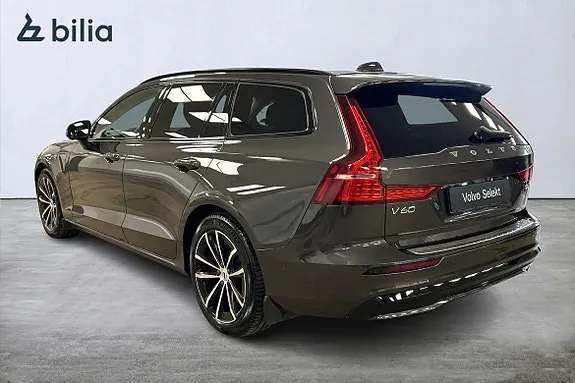 Volvo V60 2025 photo 2