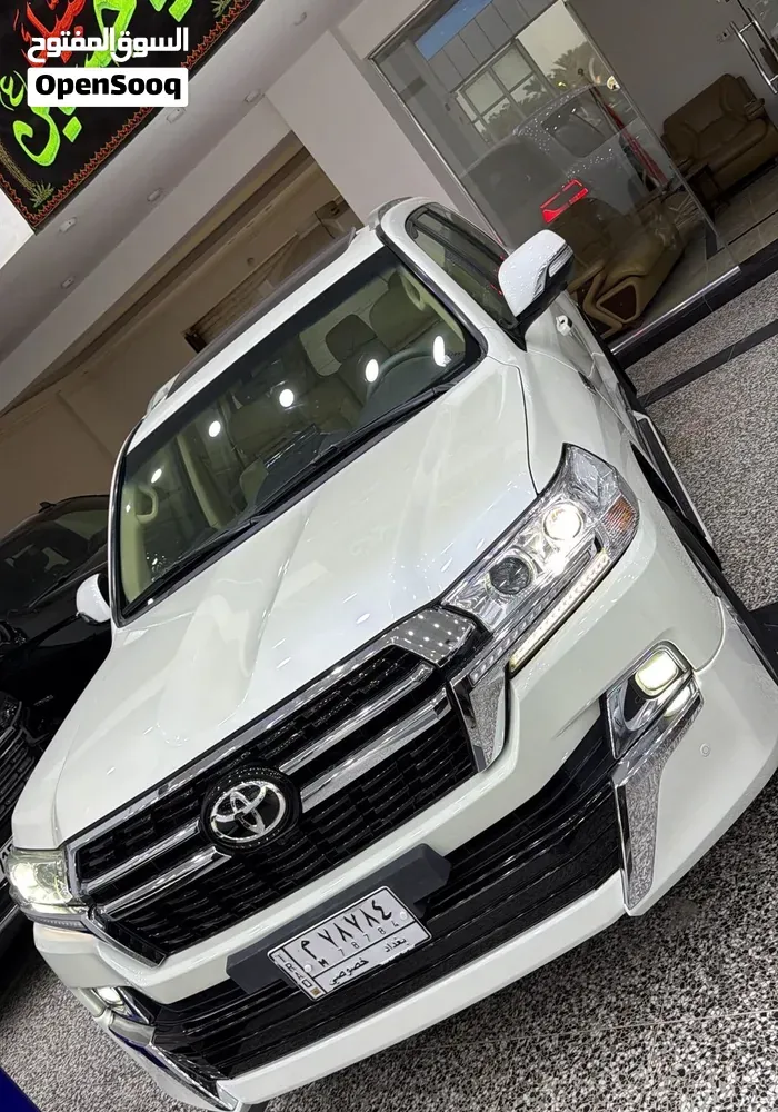 Toyota Land Cruiser 2017 photo 3