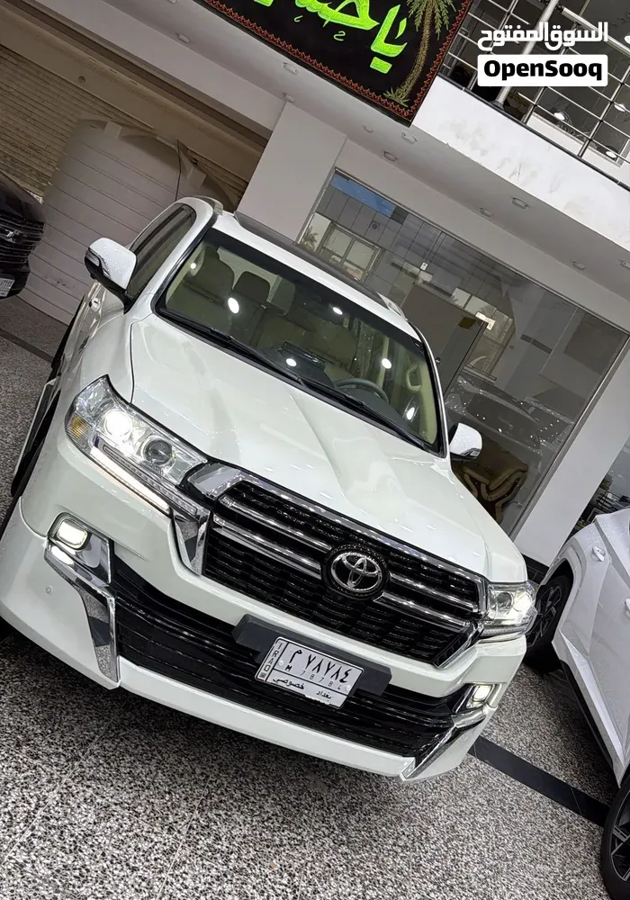 Toyota Land Cruiser 2017 photo 2