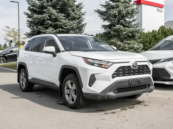 Toyota Rav4 Hybrid 2025 photo 5