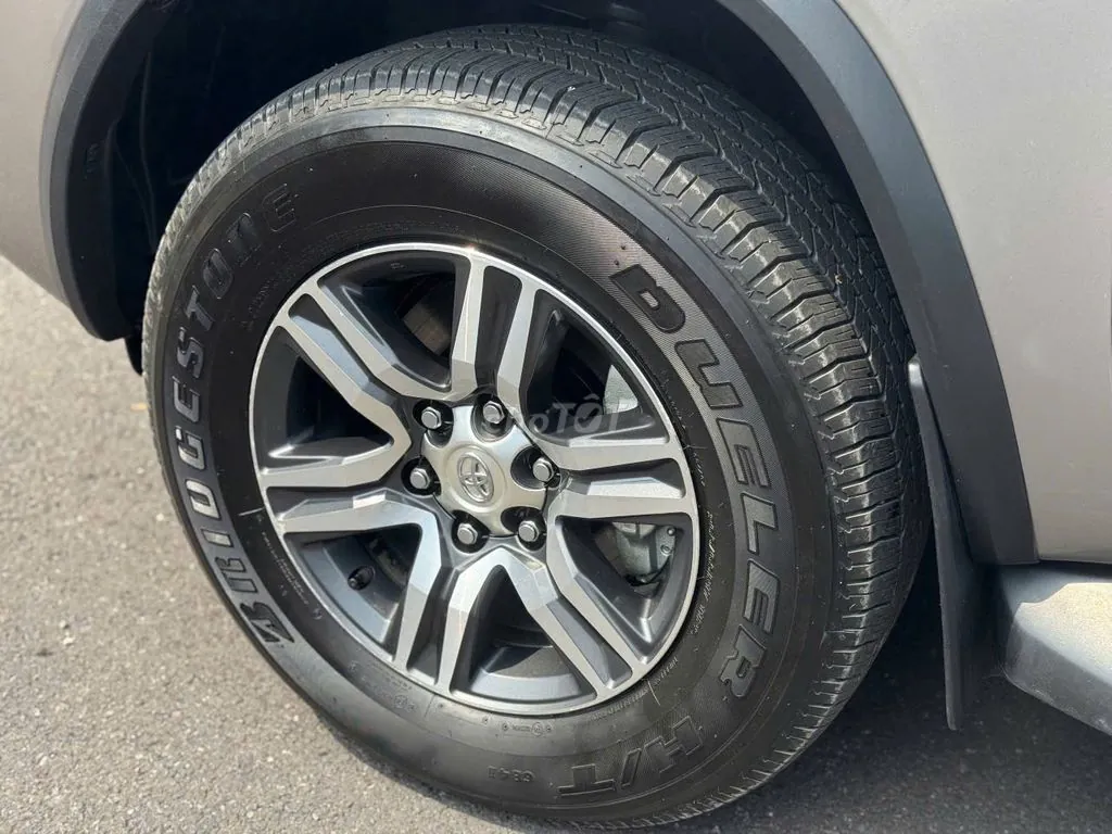 Toyota Fortuner 2021 photo 3