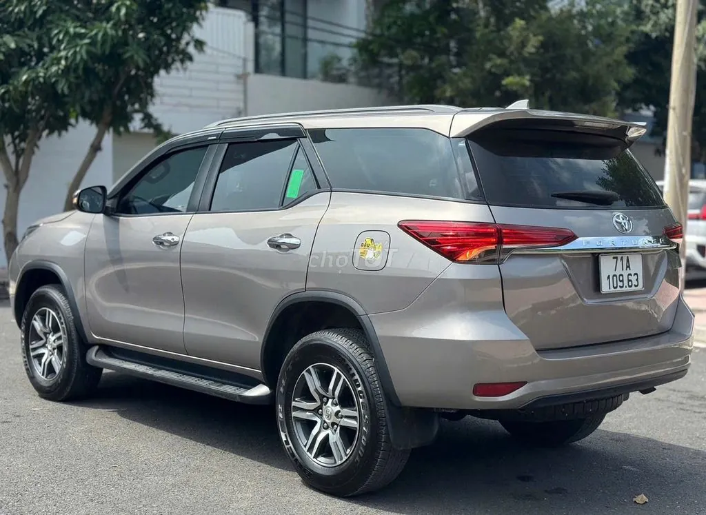 Toyota Fortuner 2021 photo 4