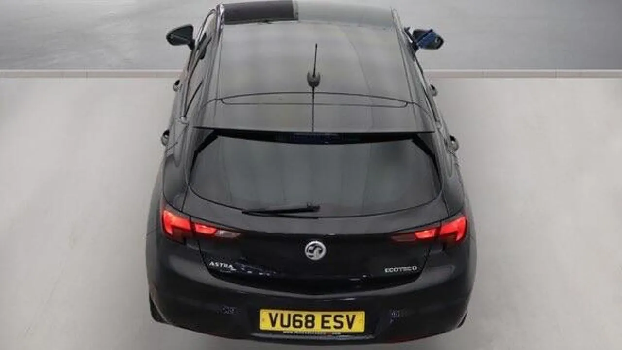 Vauxhall Astra 2019 photo 3
