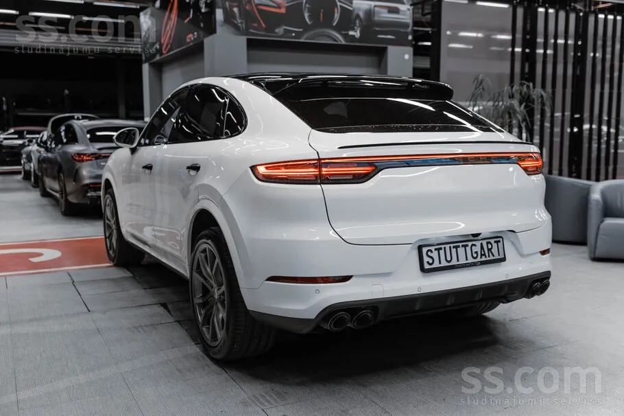 Porsche Cayenne 2023 photo 4