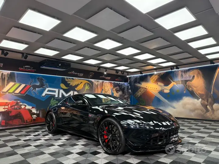 Aston Martin Vantage 2024 photo 3