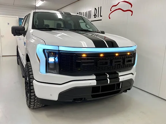 Ford F-150 2025 photo 3