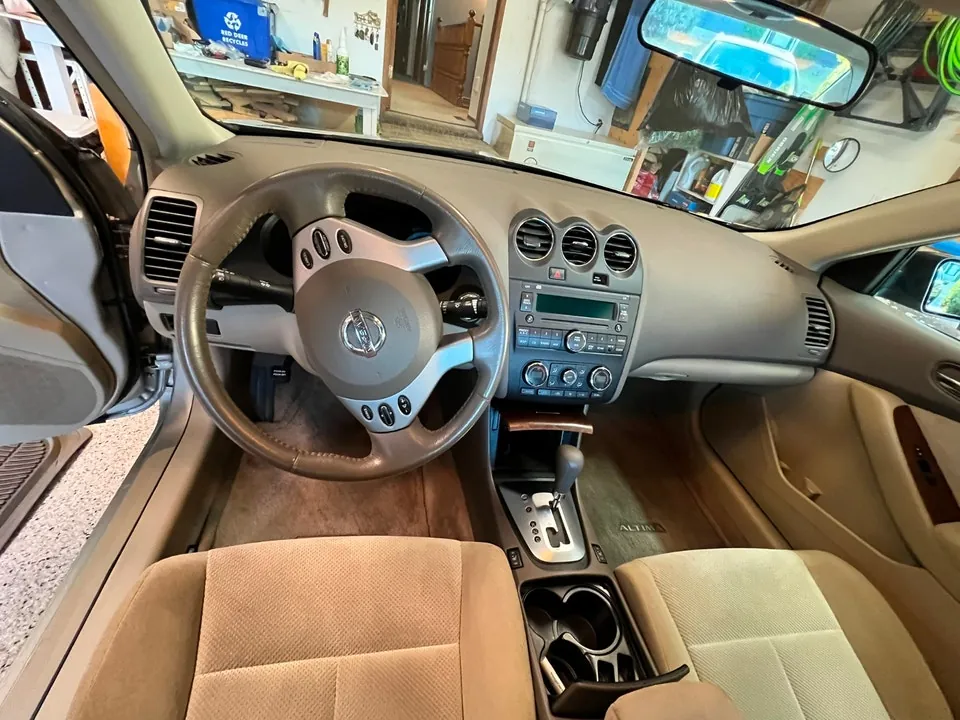 Nissan Altima 2009 photo 3