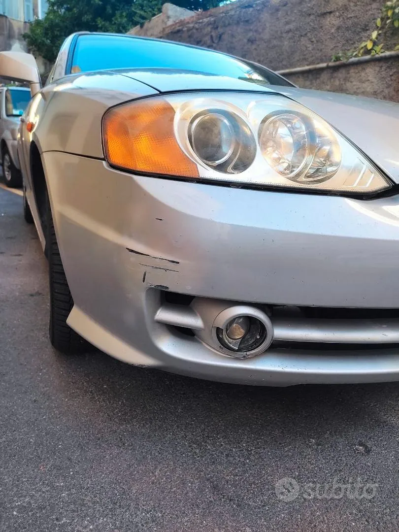 Hyundai Coupe 2003 photo 3