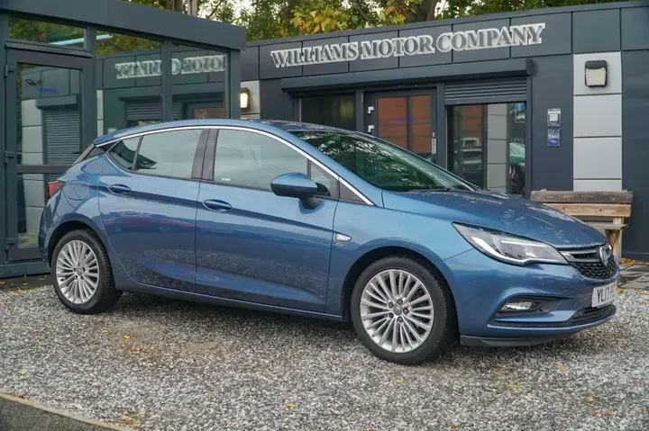Vauxhall Astra 2017 photo 4