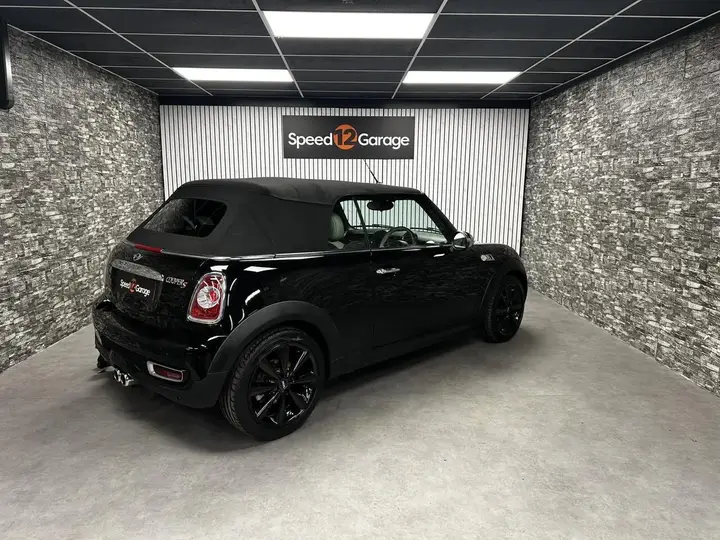 Mini Cooper S 2016 photo 2