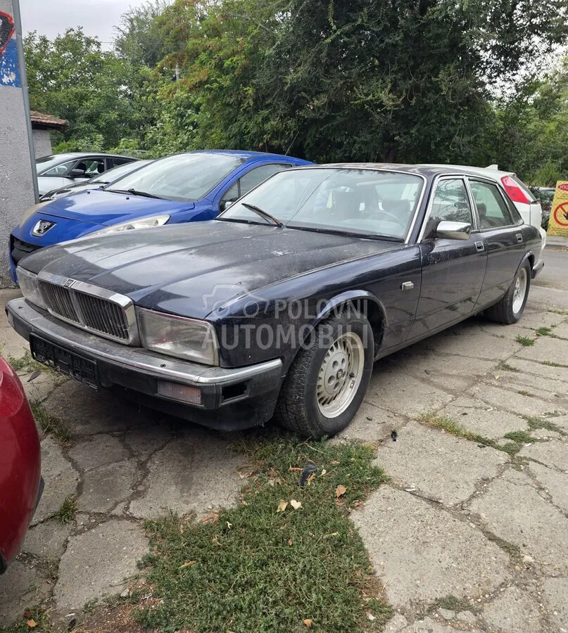 Jaguar Xj 1989 photo 2