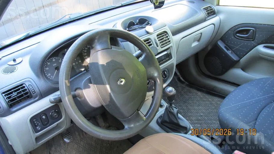 Renault Clio 2005 photo 3
