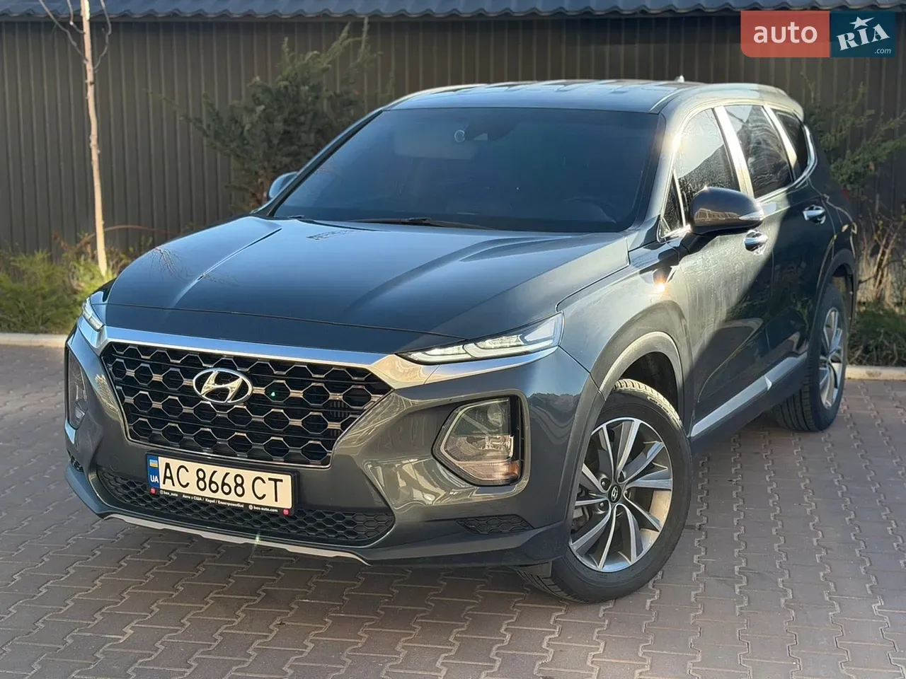 Hyundai Santa Fe 2019 photo 3