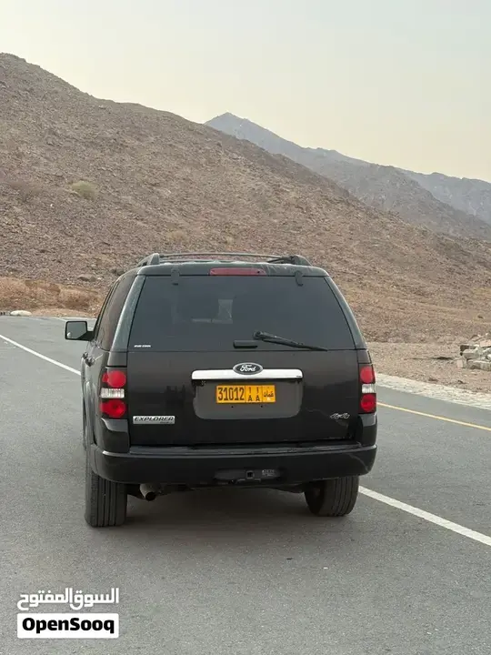 Ford Explorer 2010 photo 3