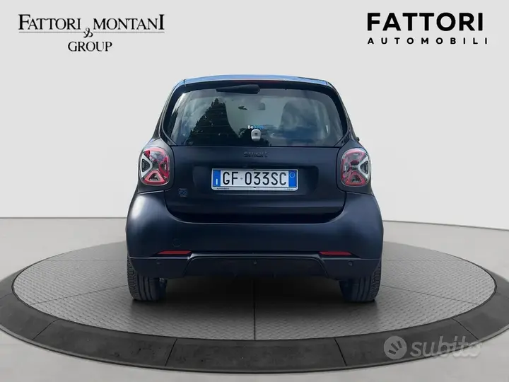 Smart Fortwo 2021 photo 5