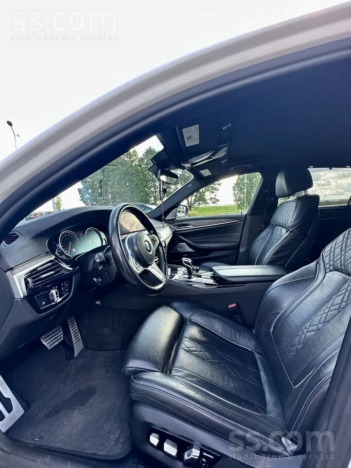 BMW M550I 2018 photo 3