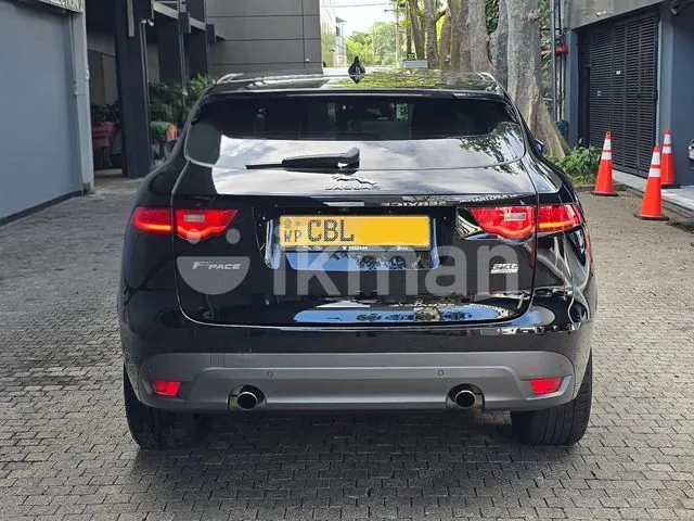 Jaguar F-Pace 2019 photo 3