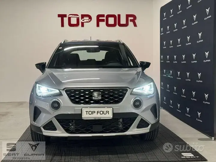 Seat Arona 2024 photo 3