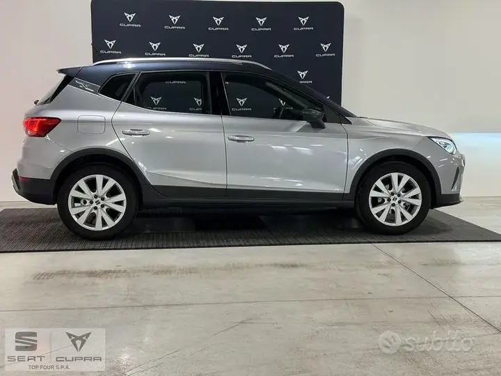 Seat Arona 2024 photo 4