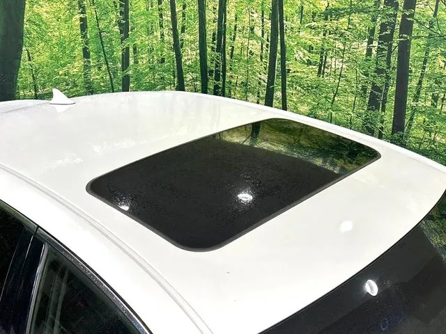 Toyota Crown Athlete Hybrid 2013 photo 2