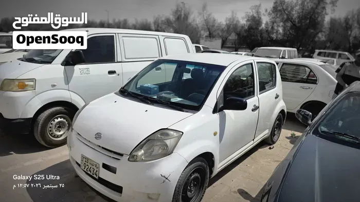 Daihatsu Sirion 2015 photo 2