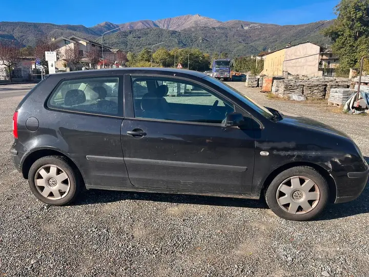 Volkswagen Polo 2004 photo 3
