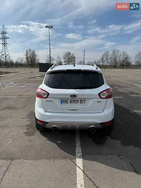 Ford Kuga 2012 photo 5