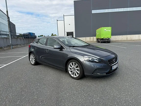 Volvo V40 2013 photo 4