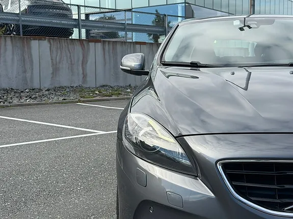 Volvo V40 2013 photo 3
