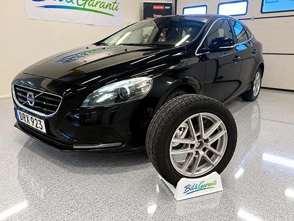 Volvo V40 2015 photo 2