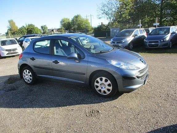 Peugeot 207 2007 photo 3