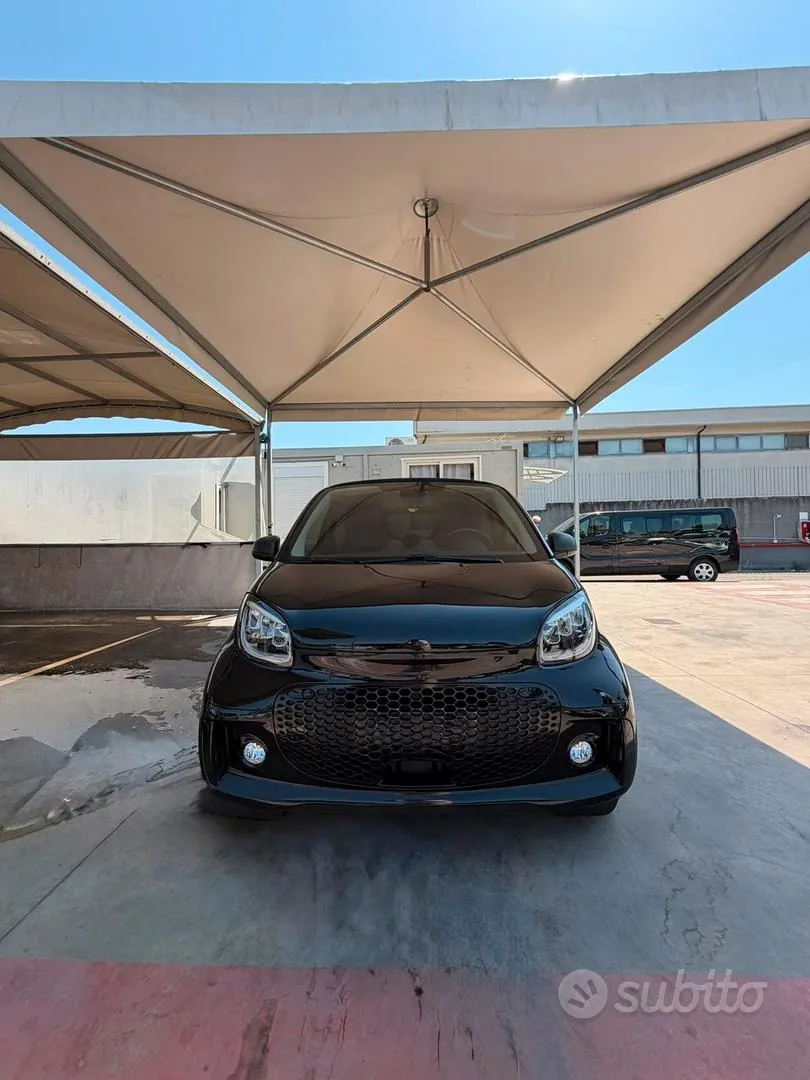 Smart Eq Fortwo 2022 photo 3