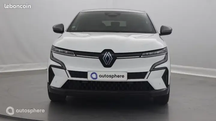 Renault Mégane 2023 photo 2