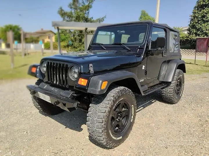 Jeep Wrangler 1996 photo 3